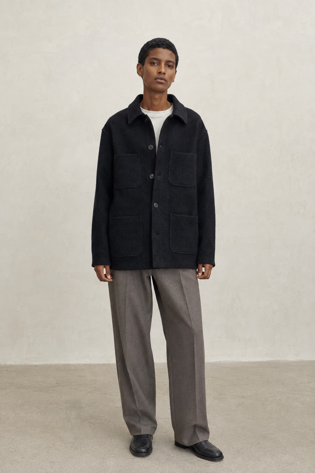 Black four-pocket overshirt